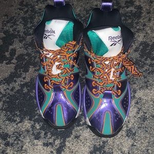 Reebok Möbius shoes